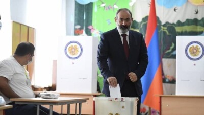 Никол Пашинян отказался от депутатского мандата