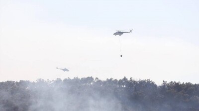 Сильный пожар вспыхнул у аэропорта турецкого курорта Бодрум