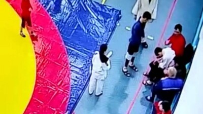 Тренер спортшколы в ЗКО бил детей по голове. Родители простили его и забрали заявление