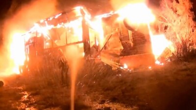 Кафе сгорело в селе Костанайской области. В здании взорвались газовые баллоны