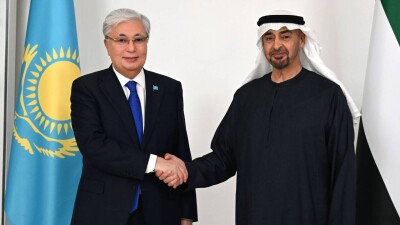 Токаев провёл встречу с президентом ОАЭ
