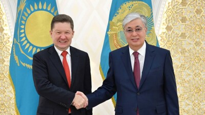 Токаев встретился с главой "Газпрома"