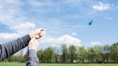 Прогноз погоды на 13 апреля: сильный ветер ожидается в большинстве регионов, на западе и юге – пыльные бури