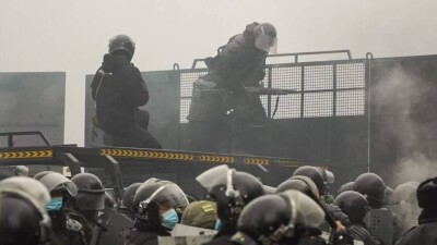 Призывавших к массовым беспорядкам жителей Тараза приговорили к ограничению свободы
