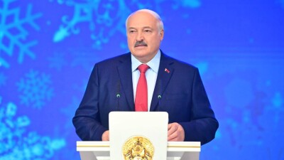 Лукашенко позвал домой скрывающихся за границей оппозиционеров. Они должны принести публичные извинения