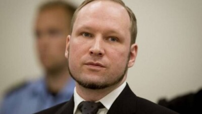 Суд в Норвегии отказал террористу Брейвику в УДО