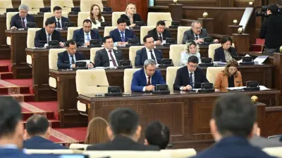 "Это маразм". Депутат Базарбек высказался по поводу скандального заявления о работе мажилиса