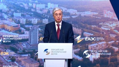 Токаев на Евразийском экономическом форуме: Мы формируем новый транспортный каркас Евразии