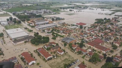 13 человек погибли из-за наводнения в Италии