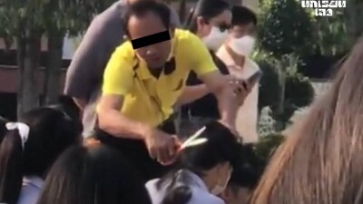 В Таиланде учитель в качестве наказания отрезал волосы 100 ученикам