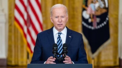 Рейтинг Байдена упал до минимальных за всё время президентства 39%