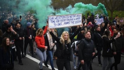 В нескольких европейских странах прошли акции против ограничений из-за Covid-19
