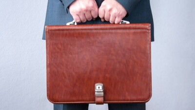 Двух вице-министров освободили от должностей