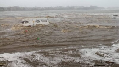 Наводнение в Болгарии: населённый пункт ушёл под воду, погибли два человека