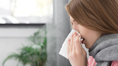 В Великобритании назвали особенность нового штамма Covid-19: инфицированные реже теряют обоняние и вкус