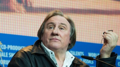 Суд над актёром Депардье, обвиняемом в домогательствах, отложили до марта