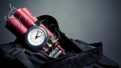 Восемь казахстанцев лишили свободы за ложные сообщения об акте терроризма