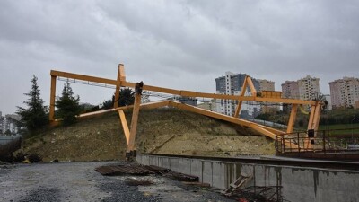 В Стамбуле из-за урагана погибли четыре человека, 19 пострадали