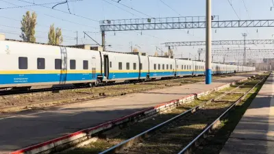 Наезд предотвратить не удалось: человек попал под поезд в Алматинской области