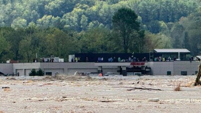 Ураган "Хелен" бушует на юго-востоке США: число погибших выросло до 116 человек