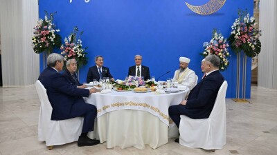 Токаев провёл ауызашар для участников Национального курултая