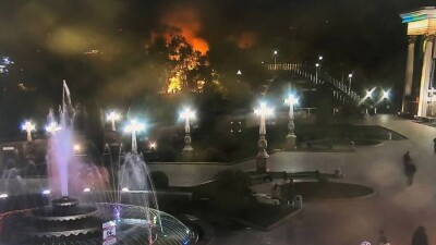 В Алматы вдоль Большой Алматинки произошёл пожар