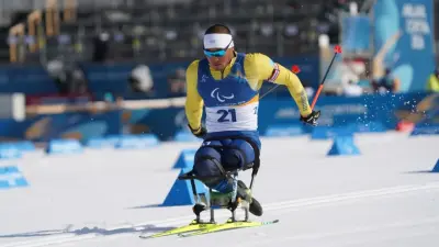 Токаев поздравил биатлониста Ербола Хамитова с золотой медалью Паралимпиады