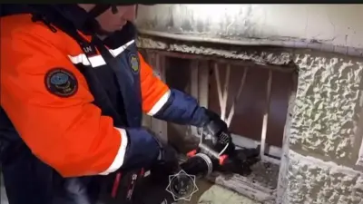 Театр юного зрителя загорелся в Астане, три человека пострадали