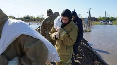 Паводки в Казахстане: несколько дворов затопило в ВКО, уровень Есиля в СКО снижается