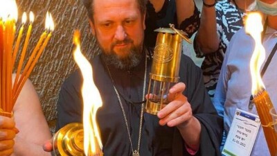 В Нур-Султан, Алматы и Актау доставят Благодатный огонь из Иерусалима