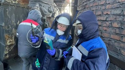 Чёрный снег в Сатпаеве: экологии нашли причины этого явления