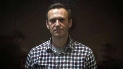Навального этапируют в колонию строгого режима
