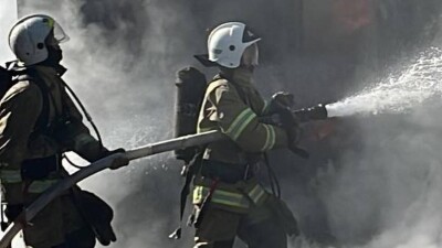 Склад горел на площади почти 500 квадратных метров в Жезказгане