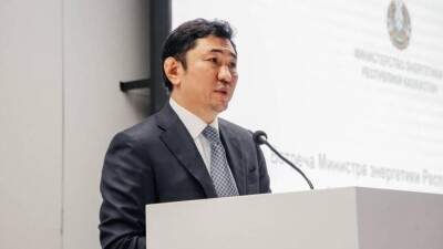 Министр энергетики: Казахстан не планирует экспортировать нефть через Азербайджан