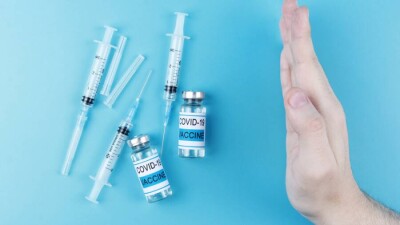 В Узбекистане отстранили от работы более 26 тысяч человек за отказ от вакцинации