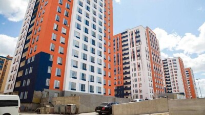 Касымбек пригрозил судом столичным застройщикам, затягивающим сдачу жилья