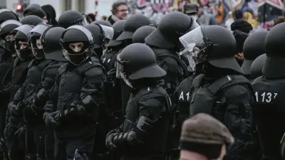 Транспортный коллапс и отмена уроков: бюджетники в Бельгии бастуют против мер жёсткой экономии