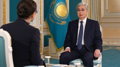 Президент заявил, что не давал поручения снимать фильм по его книге