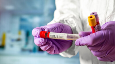 В Китае обнаружили первый случай заражения новым штаммом Covid-19 из Великобритании