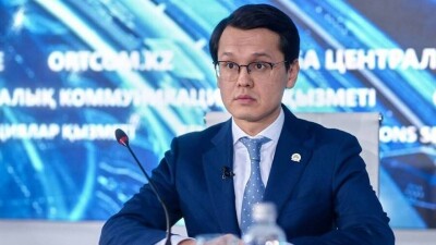 Президент освободил Багдата Мусина от должности министра цифрового развития