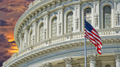 Сенат США оправдал Трампа на процессе по импичменту