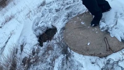 Второклассник упал в открытый колодец в Экибастузе. Спустя три часа его спасли школьники