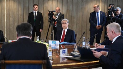 Токаев о российско-украинском конфликте: Нужно использовать любой шанс для достижения хотя бы перемирия