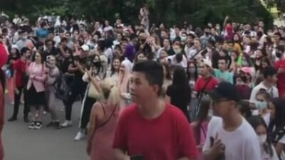 Полицейские Алматы разогнали встречу фанатов с российским блогером Гусейном Гасановым