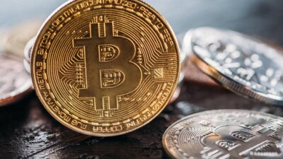 Биткойн упал ниже 20 тысяч долларов