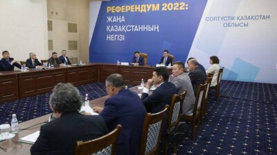 Ерлан Карин встретился с общественниками СКО