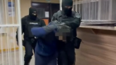 Стрельбу устроили трое молодых людей на улице в Темиртау. Есть раненый
