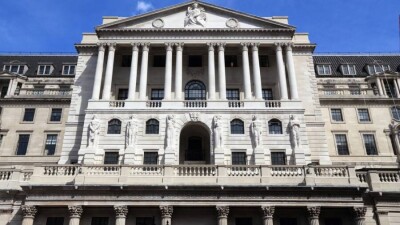 Банк Англии поднял ставки максимально с 1995 года