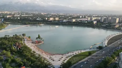 Купаться запрещено: подросток и мужчина утонули в озере Сайран в Алматы