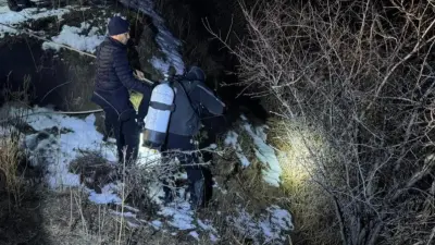 Подростки провалились под лёд в Алматинской области, один утонул